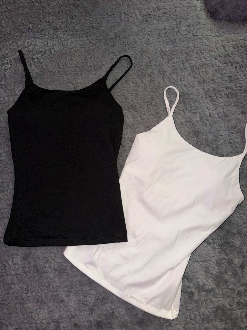 Classic Spaghetti Strap Tank Top W Inserted Bra - Black & White